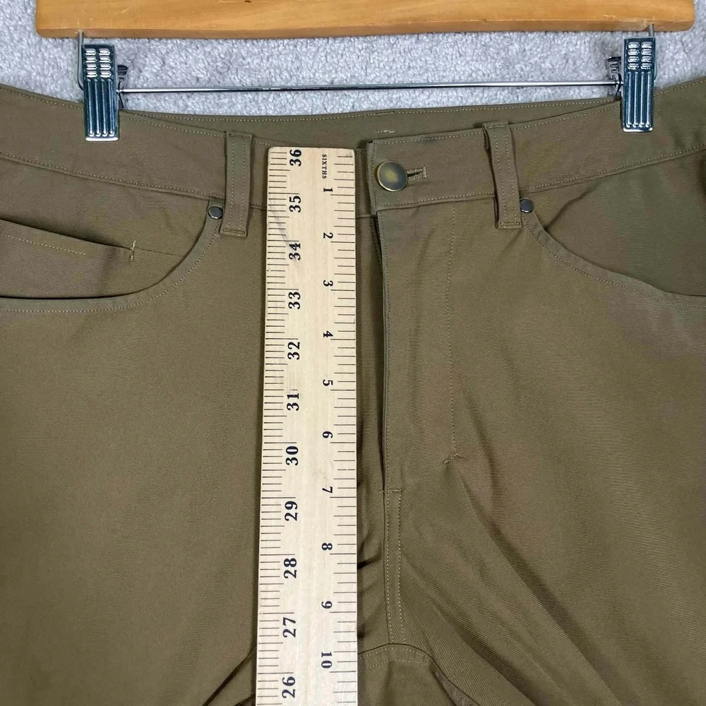Lululemon Commission Pants Mens 34x30 Brown Classic Fit Chino Stretch Golf